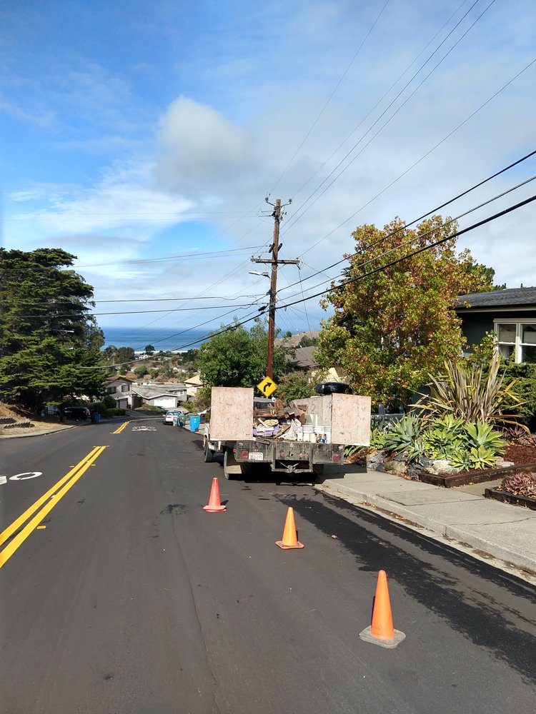 Hauling and Junk Removal in Pacifica, CA Hauling and Junk Removal in Pacifica, CA