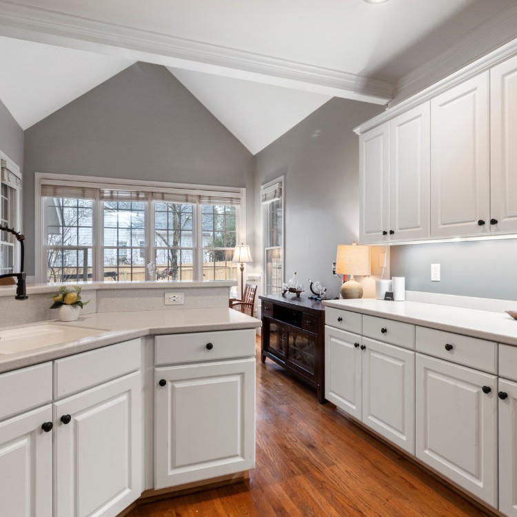 Kitchen remodeling services in Dallas, TX